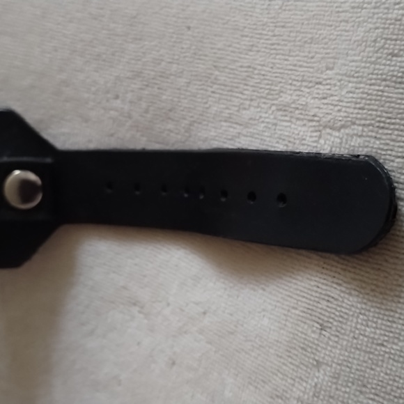 Vintage " "Never Worn" Del Mar Appear Quartz With Silver Chains/Rivets,Black - Picture 6 of 6